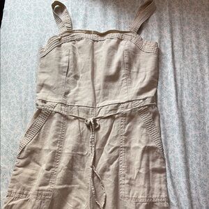 Beige Sleeveless jumpsuit